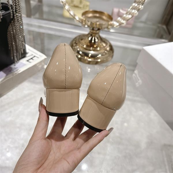 20251127171540610 270